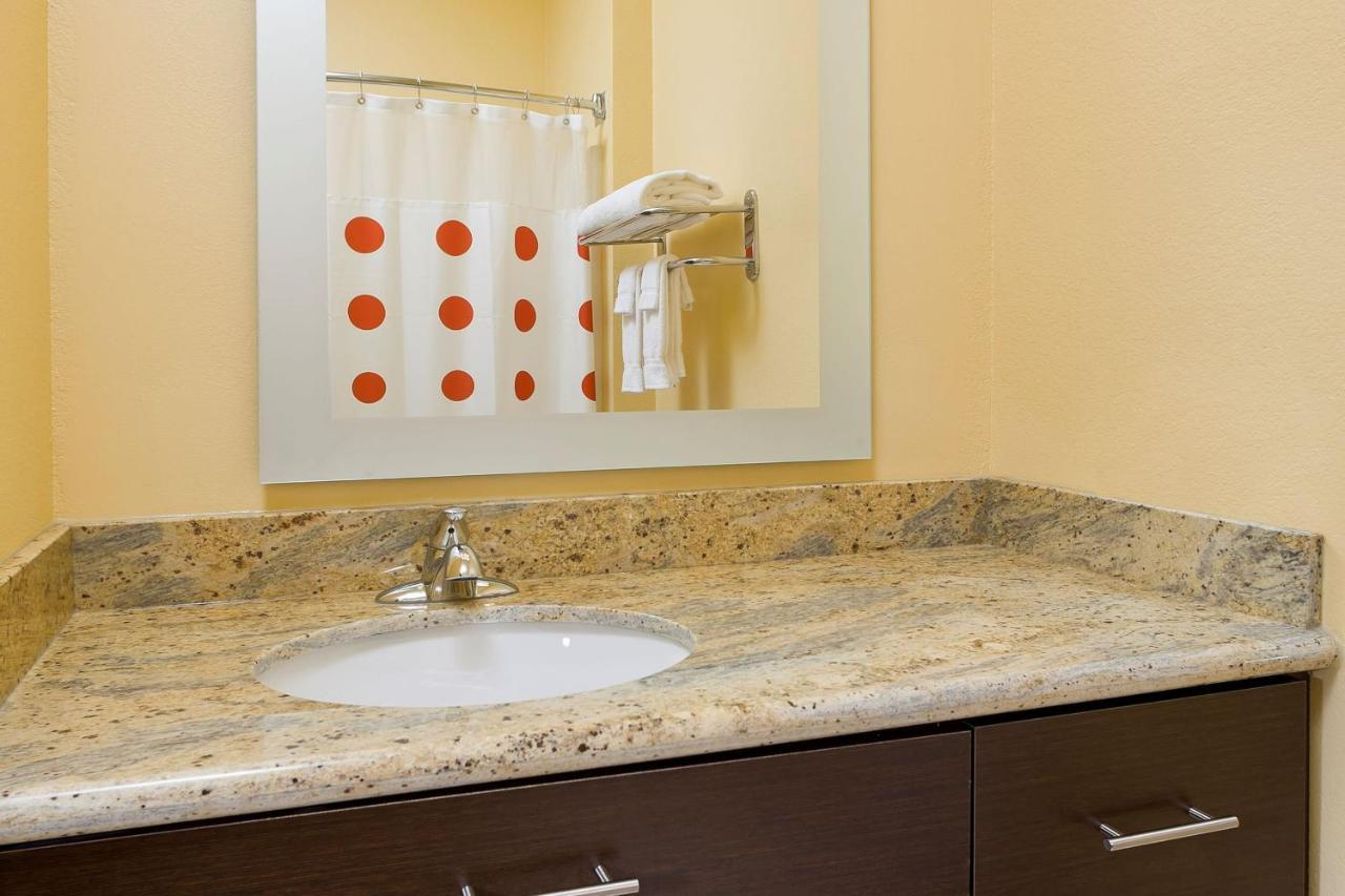 Towneplace Suites By Marriott Dallas Bedford Ngoại thất bức ảnh